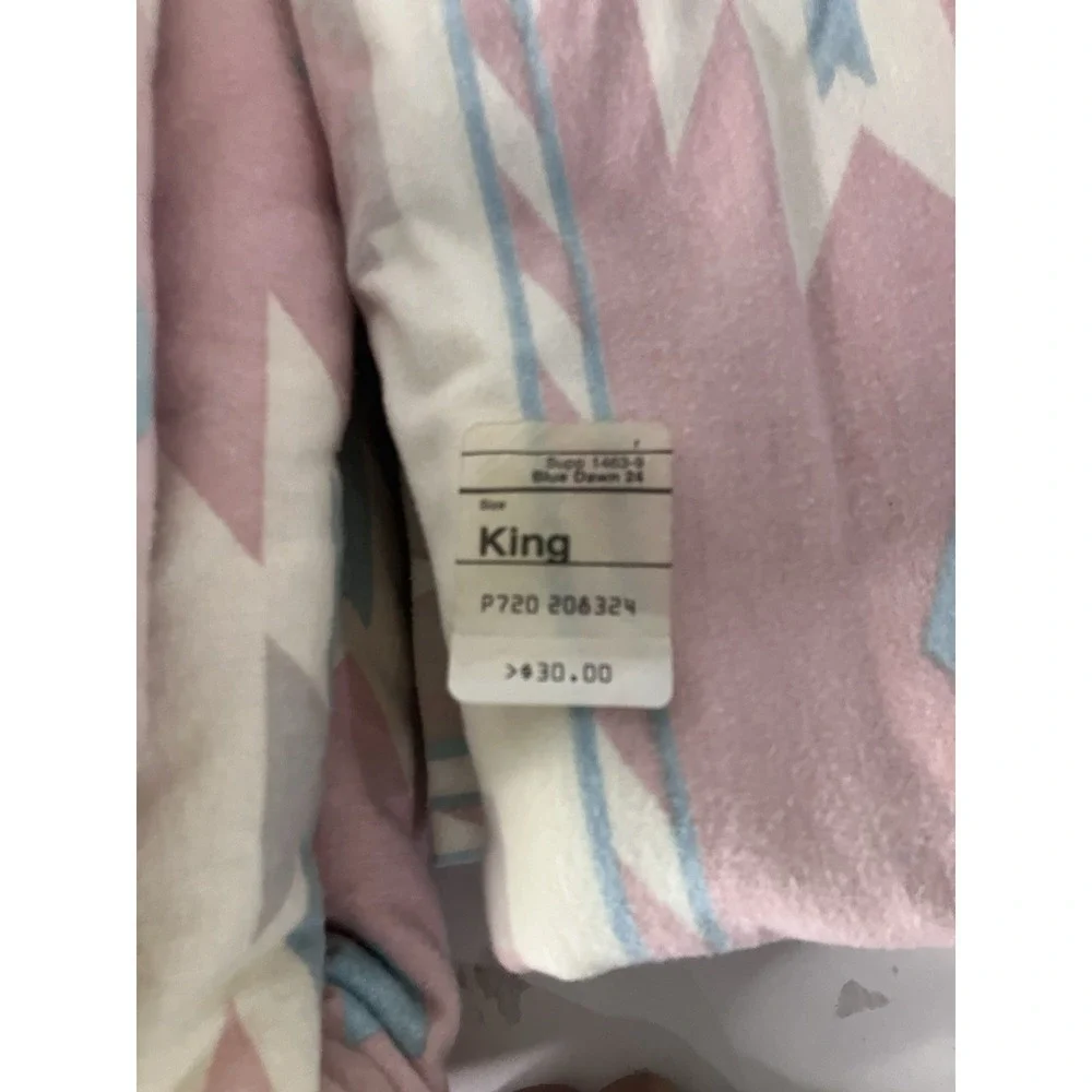 Vintage 80s Dept Store Boho Aztec 4 pc. King Sheet Set Pastel Southwestern